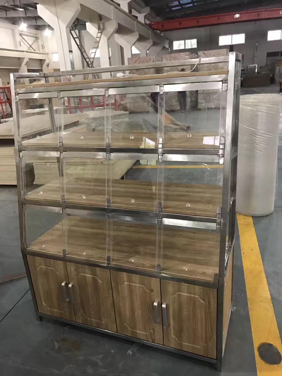 Bread Display Cabinet with Carton Cart Modeling and Glass Cover Showcase Perfect for Bakery Sales and Display